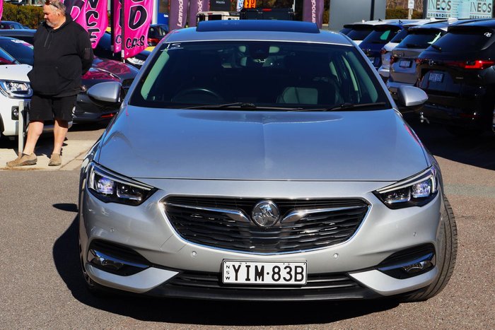 2018 Holden Calais V