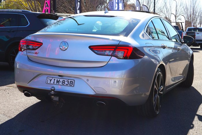 2018 Holden Calais V