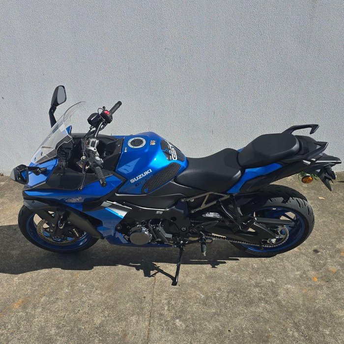 2022 Suzuki GSX-S1000 GT