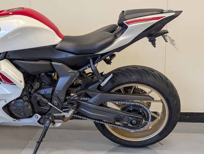 2021 Yamaha YZF-R7 HO 60th Anniversary WGP YZF-R