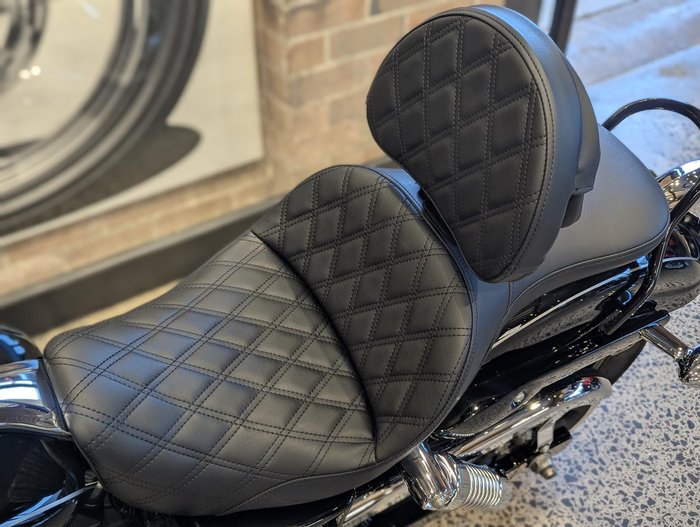 2016 Harley-Davidson Dyna Wide Glide 1690 (FXDWG) Dyna Black