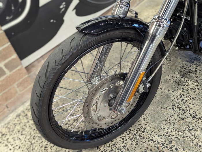 2016 Harley-Davidson Dyna Wide Glide 1690 (FXDWG) Dyna Black