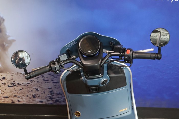 2025 VESPA GTV 300 Blue
