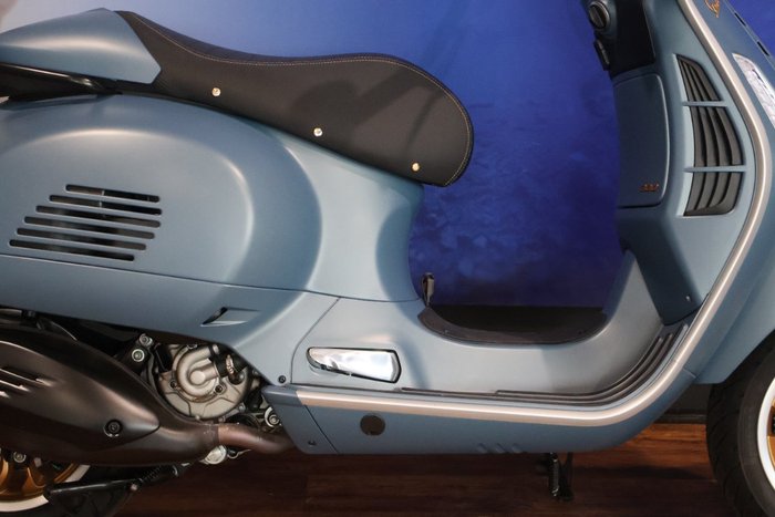 2025 VESPA GTV 300 Blue
