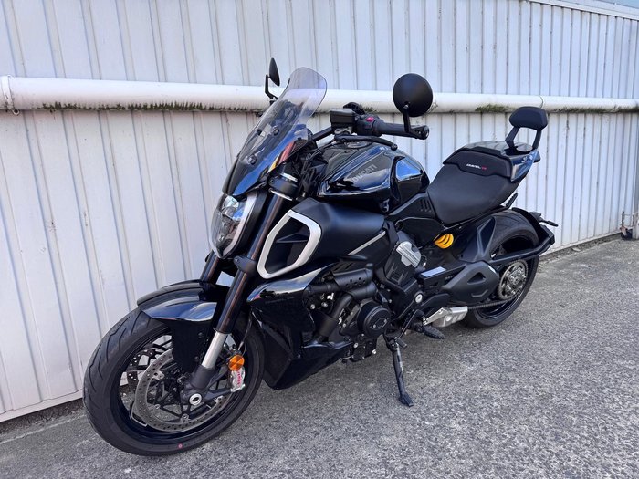 2024 Ducati Diavel V4 Diavel Black