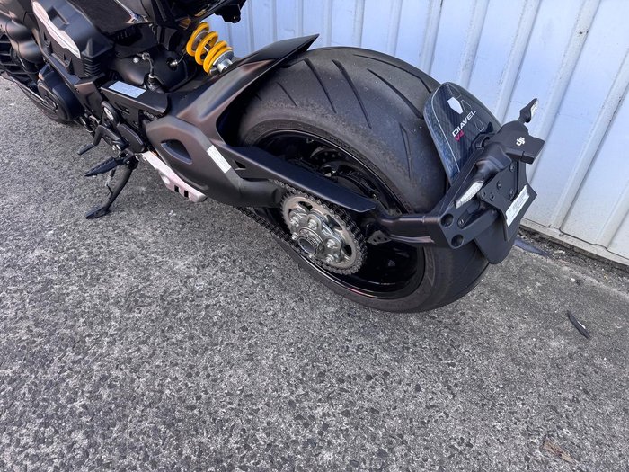 2024 Ducati Diavel V4 Diavel Black