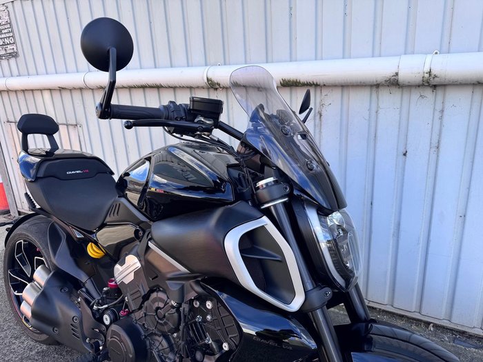 2024 Ducati Diavel V4 Diavel Black