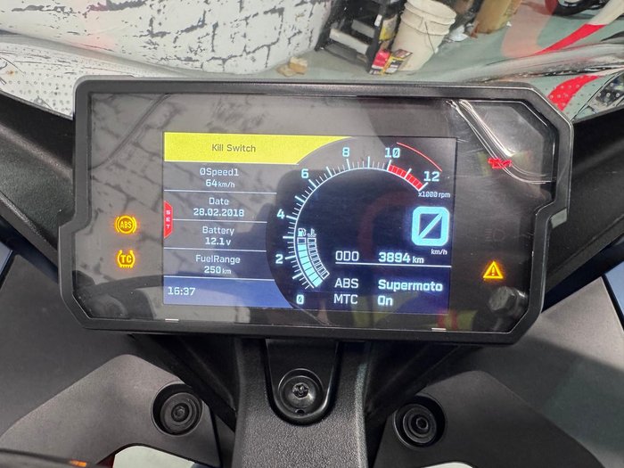 2023 KTM RC 390 RC Orange