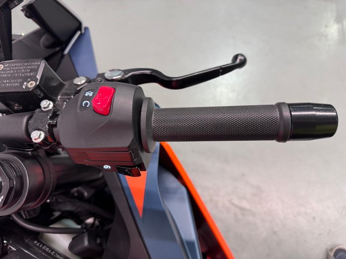 2023 KTM RC 390 RC Orange