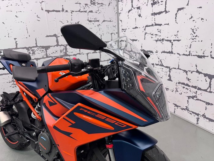 2023 KTM RC 390 RC Orange