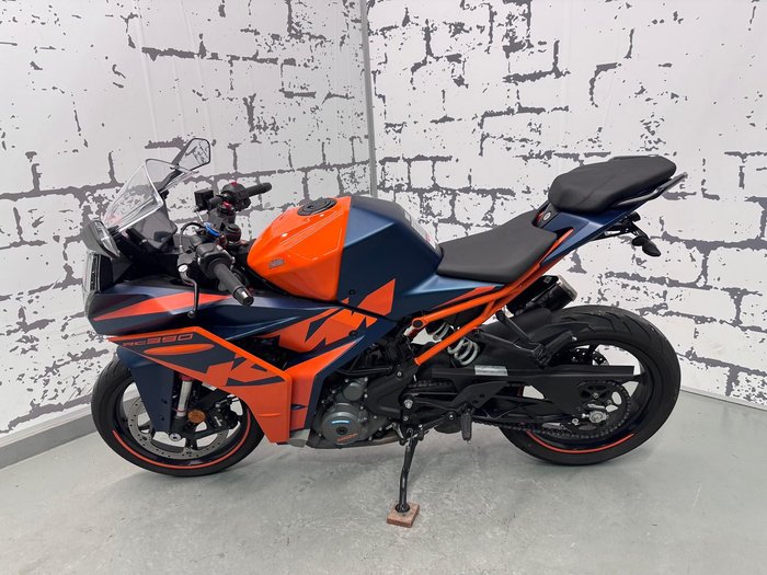2023 KTM RC 390 RC Orange