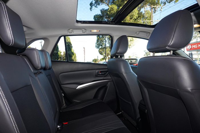 2023 Suzuki S-Cross ALLGRIP Prestige