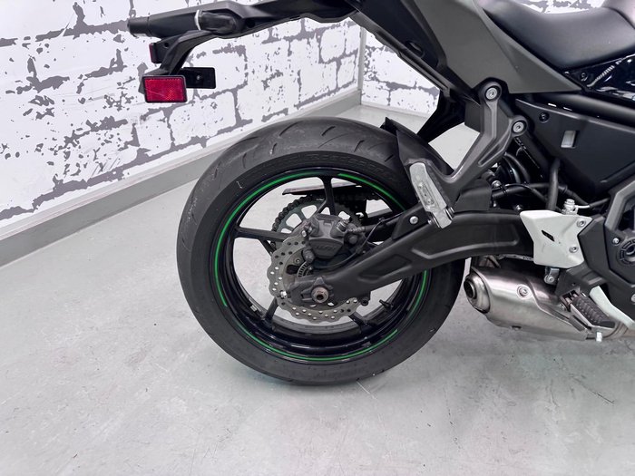 2024 Kawasaki Ninja 650L (LAMS) ABS Ninja Grey