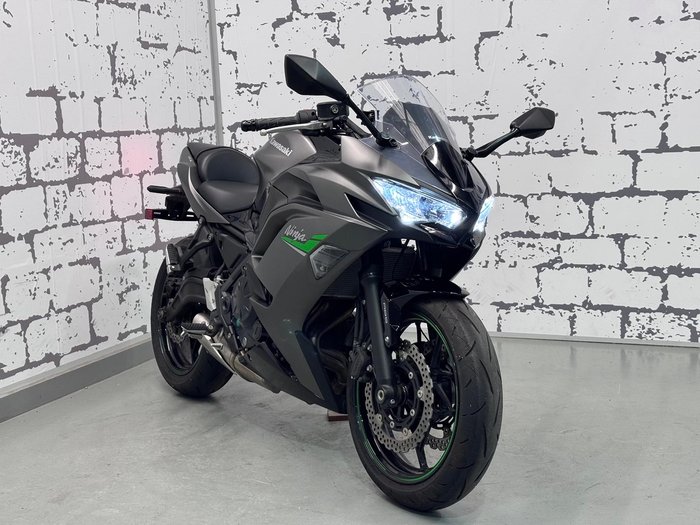 2024 Kawasaki Ninja 650L (LAMS) ABS Ninja Grey