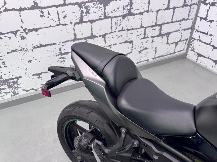 2024 Kawasaki Ninja 650L (LAMS) ABS Ninja Grey