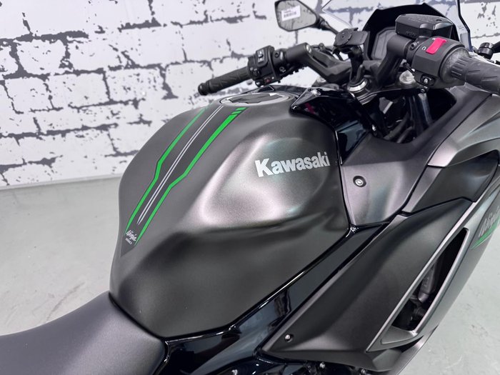 2024 Kawasaki Ninja 650L (LAMS) ABS Ninja Grey