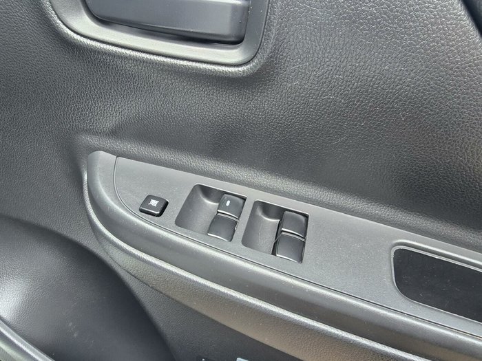 2021 Mitsubishi Triton GLX