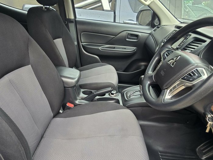 2021 Mitsubishi Triton GLX