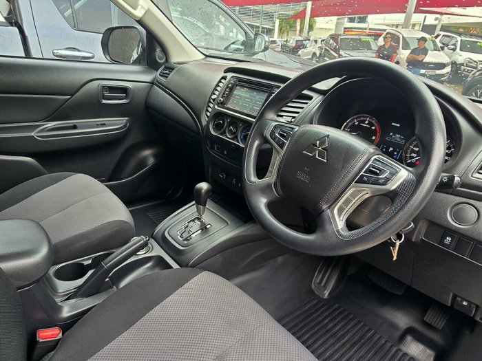 2021 Mitsubishi Triton GLX