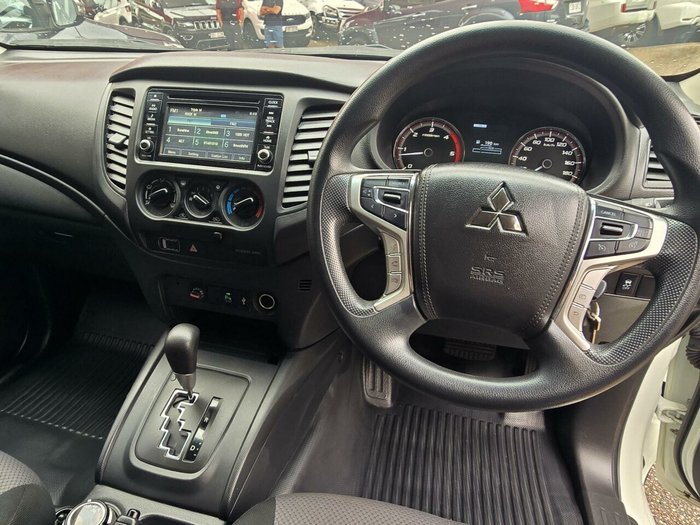 2021 Mitsubishi Triton GLX