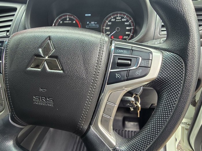 2021 Mitsubishi Triton GLX