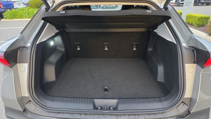2025 Chery E5 Ultimate MY25.5 Saturn Silver