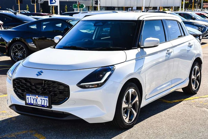 2025 Suzuki Swift Hybrid GLX