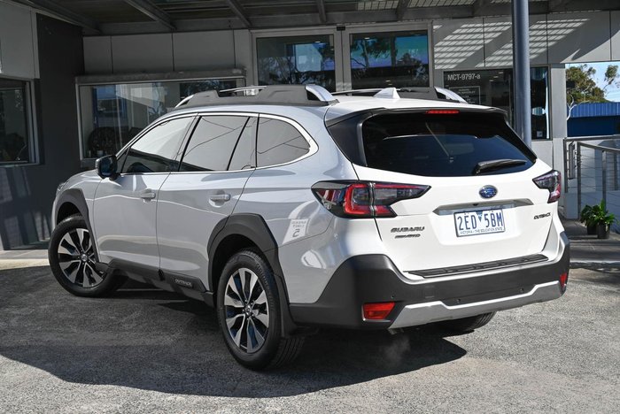 2025 Subaru Outback AWD Touring