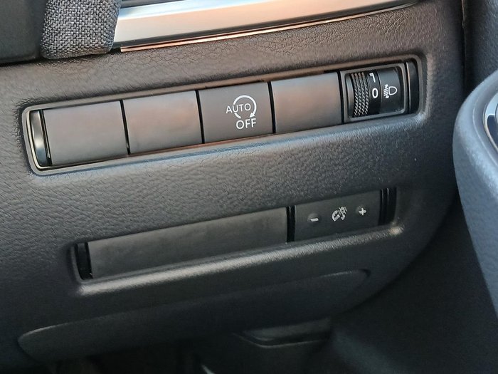 2025 Nissan QASHQAI ST-L