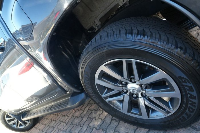2018 Toyota Hilux SR5