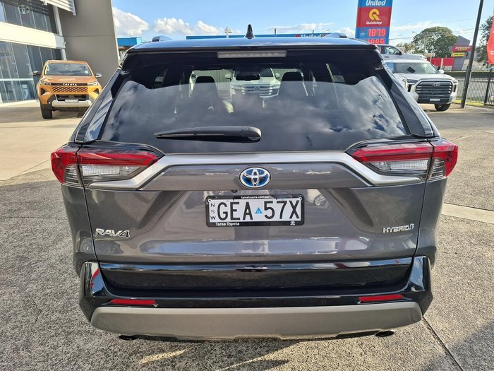 2023 Toyota RAV4 XSE