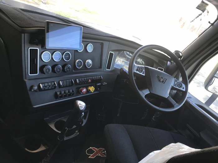2025 Western Star 48X