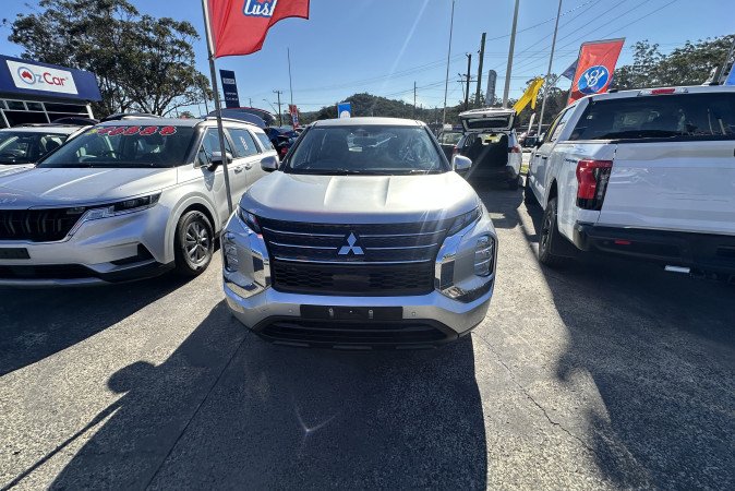2024 MITSUBISHI OUTLANDER