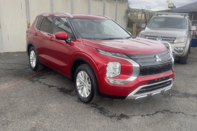 2024 MITSUBISHI OUTLANDER