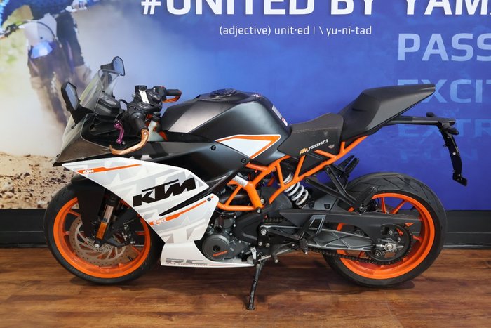 2016 Ktm RC 390 Black