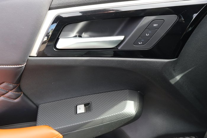 2024 Mitsubishi Outlander Exceed Tourer