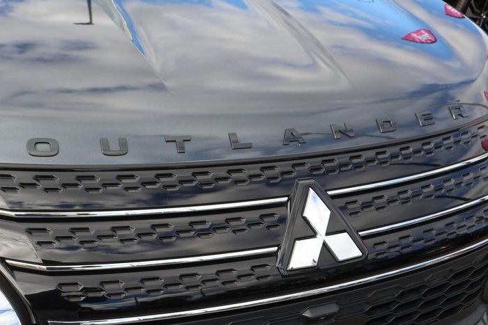 2024 Mitsubishi Outlander Exceed Tourer