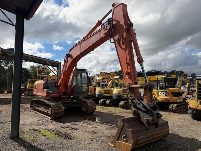 2004 Hitachi Zx200