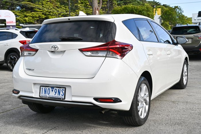 2017 Toyota Corolla Ascent Sport ZRE182R Crystal Pearl