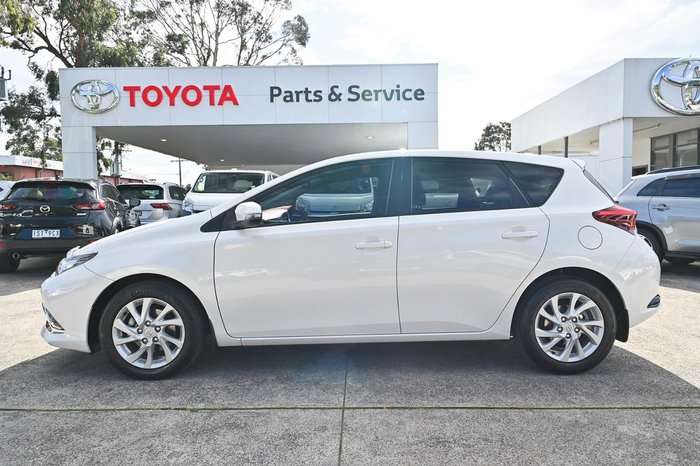 2017 Toyota Corolla Ascent Sport ZRE182R Crystal Pearl