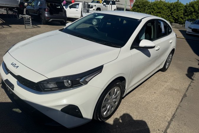 2024 KIA CERATO S SAFETY PACK