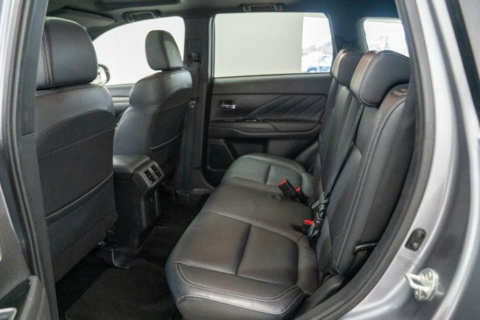 2019 Mitsubishi Outlander PHEV ES ADAS