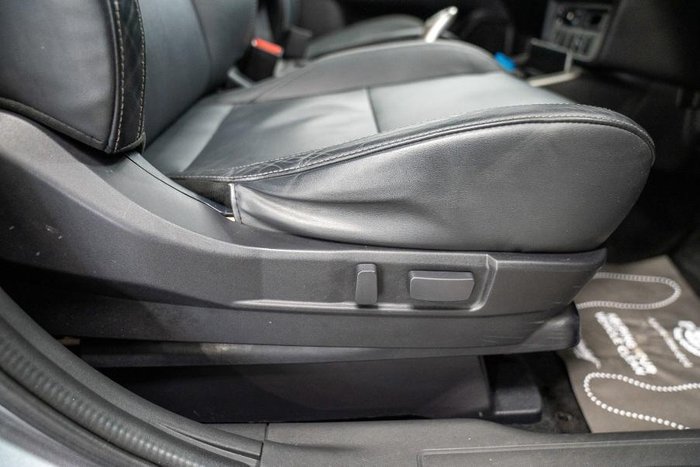 2019 Mitsubishi Outlander PHEV ES ADAS
