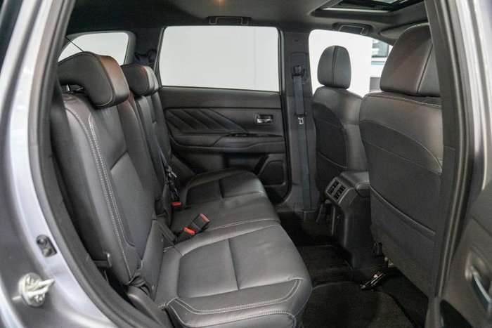 2019 Mitsubishi Outlander PHEV ES ADAS