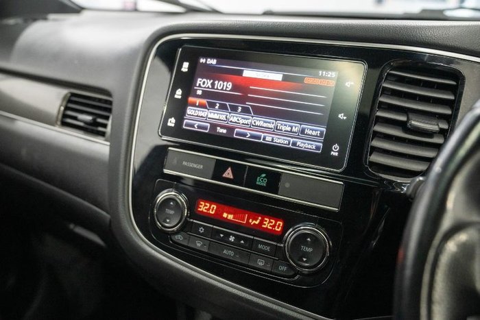 2019 Mitsubishi Outlander PHEV ES ADAS