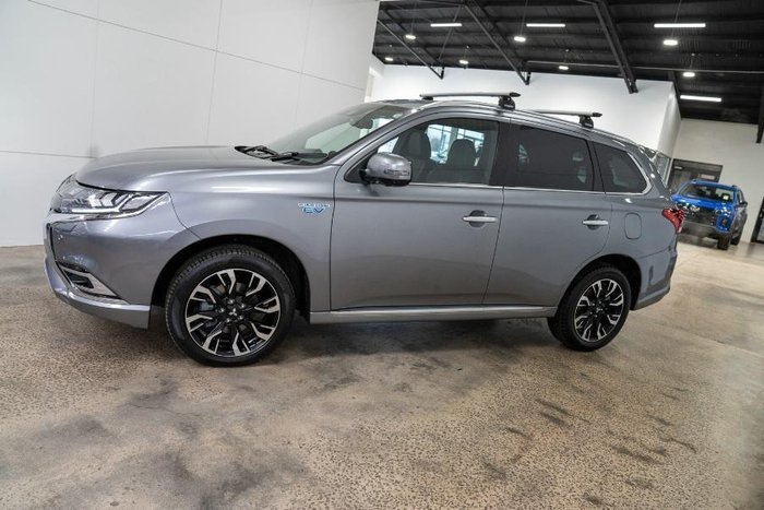 2019 Mitsubishi Outlander PHEV ES ADAS