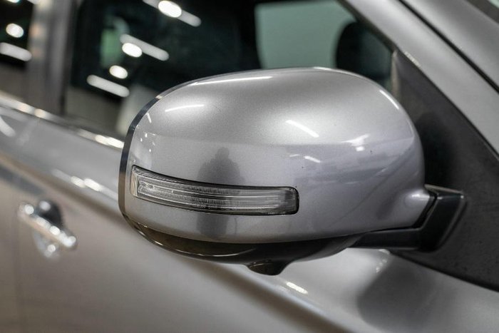 2019 Mitsubishi Outlander PHEV ES ADAS