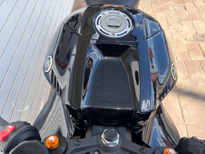 2026 Yamaha YZF-R7LA