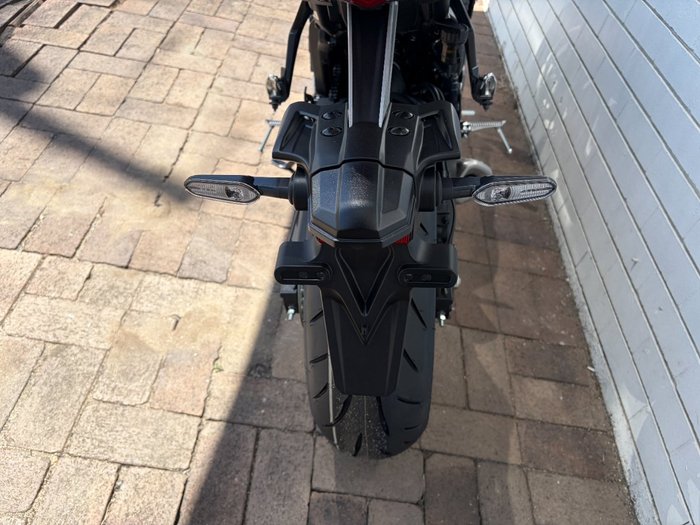 2026 Yamaha YZF-R7LA