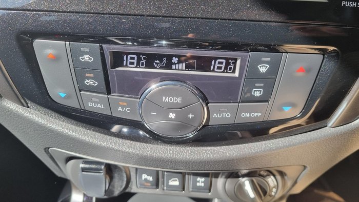 2024 Nissan Navara PRO-4X